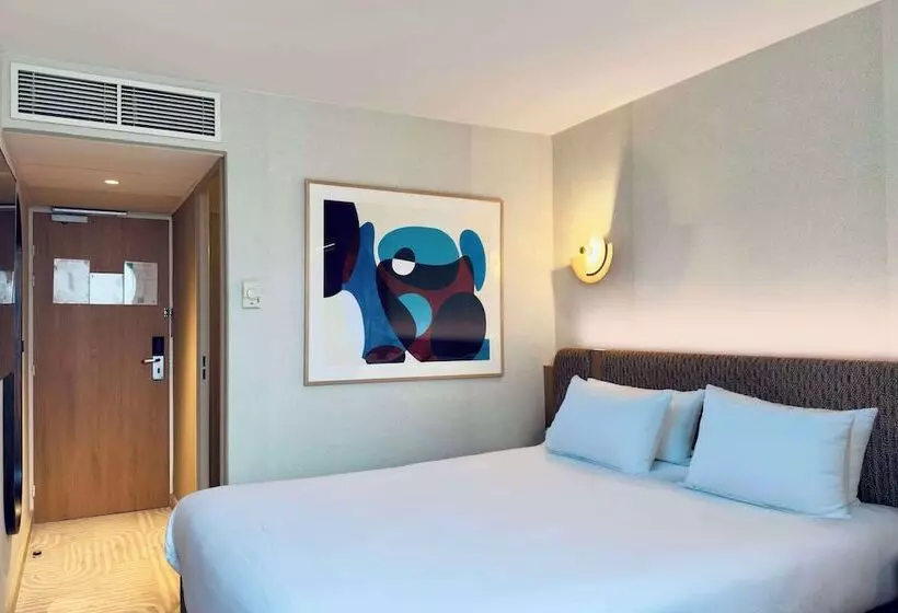 هتل Golden Tulip Villepinte Roissy Parc Des Expositions