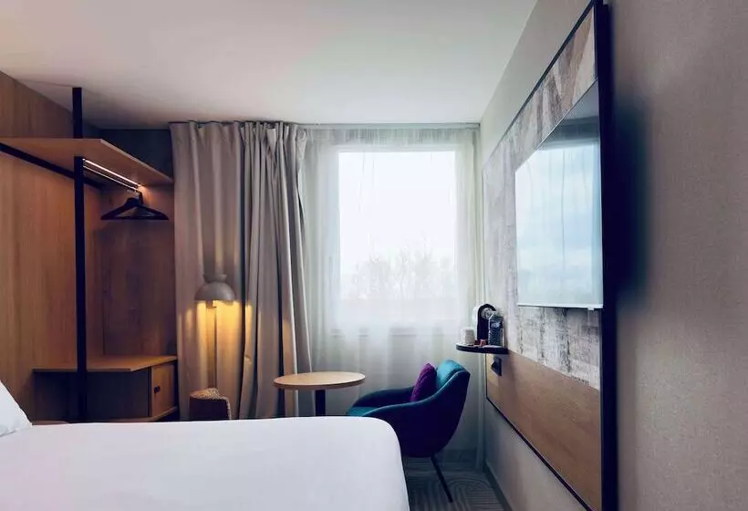 هتل Golden Tulip Villepinte Roissy Parc Des Expositions