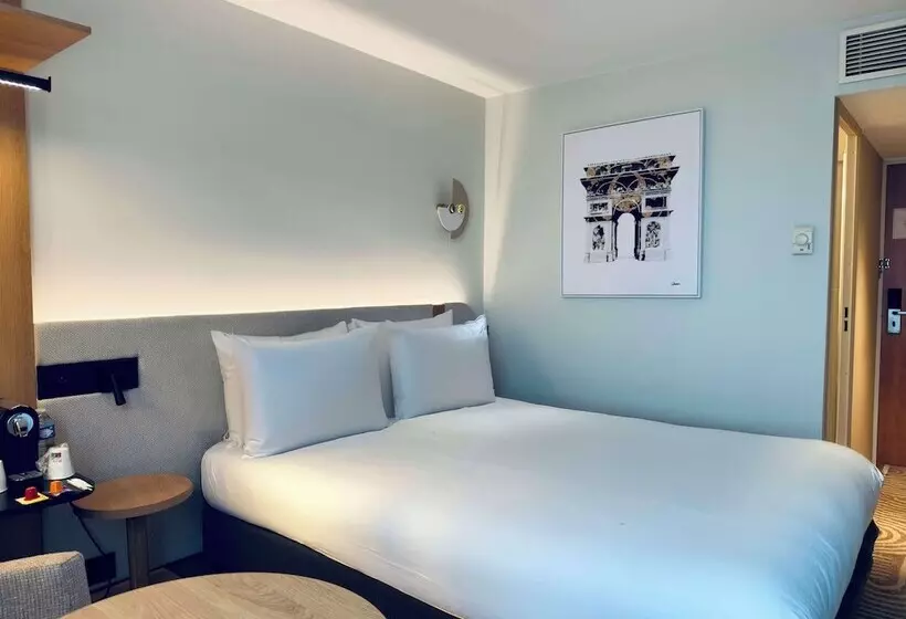 هتل Golden Tulip Villepinte Roissy Parc Des Expositions