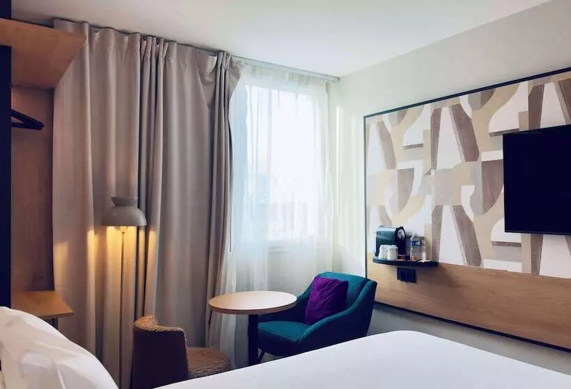 هتل Golden Tulip Villepinte Roissy Parc Des Expositions