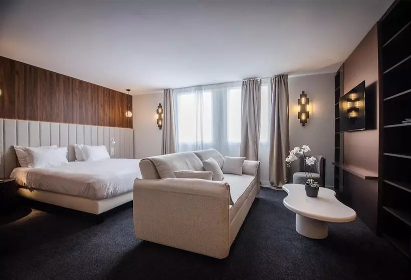 هتل Golden Tulip Villepinte Roissy Parc Des Expositions