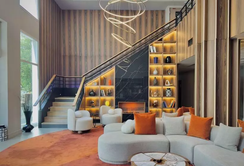 هتل Golden Tulip Villepinte Roissy Parc Des Expositions
