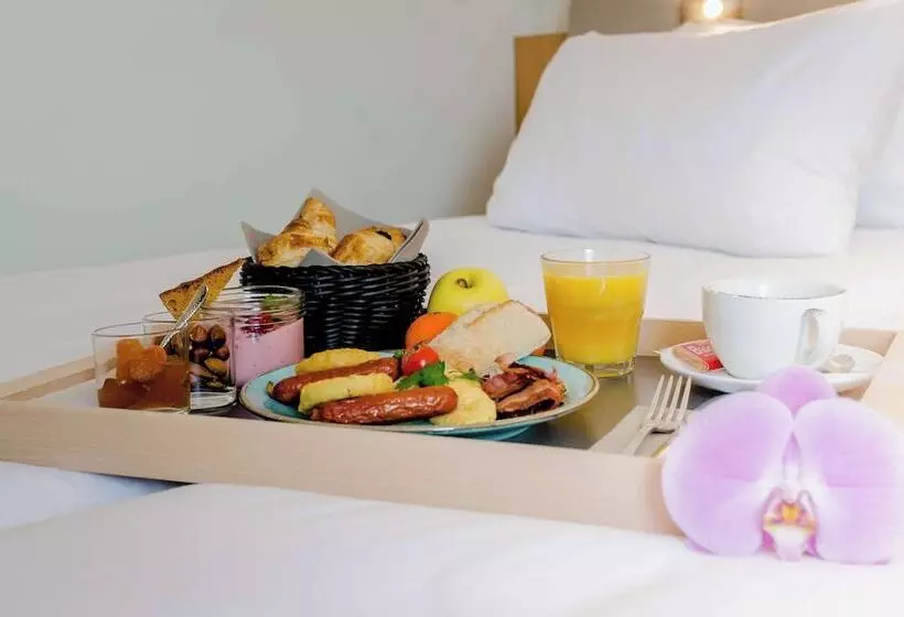 هتل Golden Tulip Villepinte Roissy Parc Des Expositions
