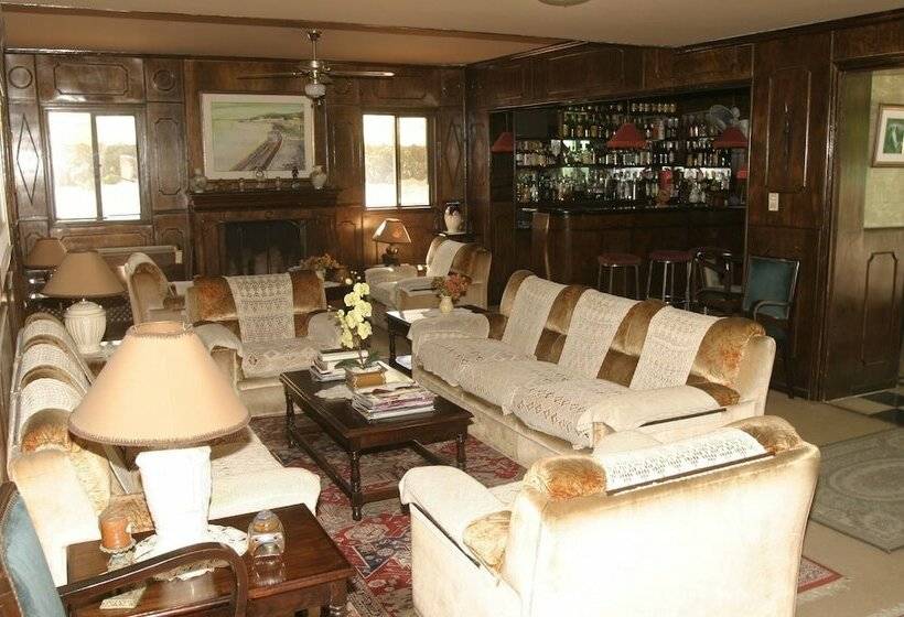 هتل Royal Gardens