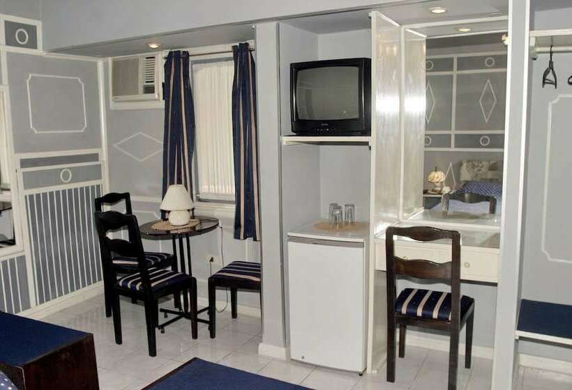 هتل Royal Gardens