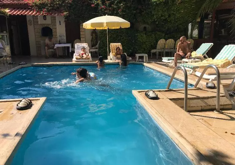 Hotel Karyatit Kaleici