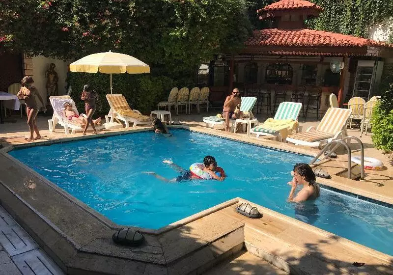 Hotel Karyatit Kaleici