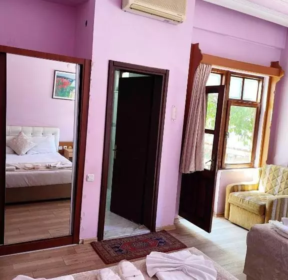 Hotel Karyatit Kaleici