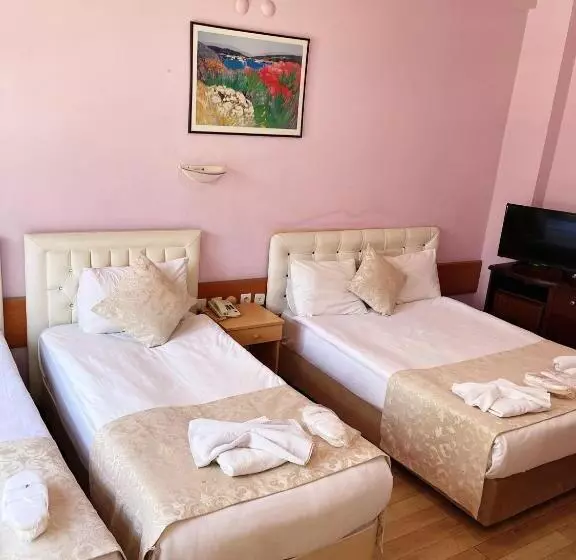 Hotel Karyatit Kaleici