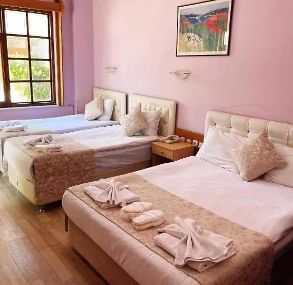 Hotel Karyatit Kaleici