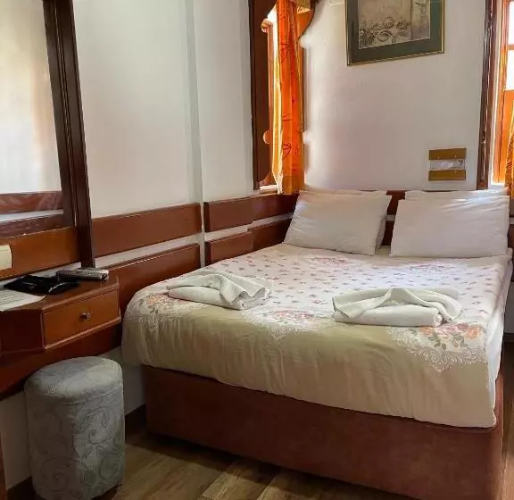 Hotel Karyatit Kaleici