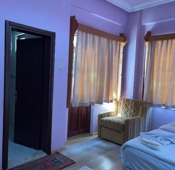 Hotel Karyatit Kaleici