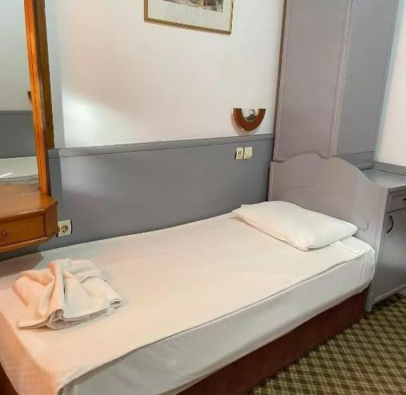 Hotel Karyatit Kaleici