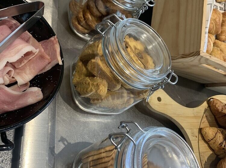 هتل Plaza Alaquas