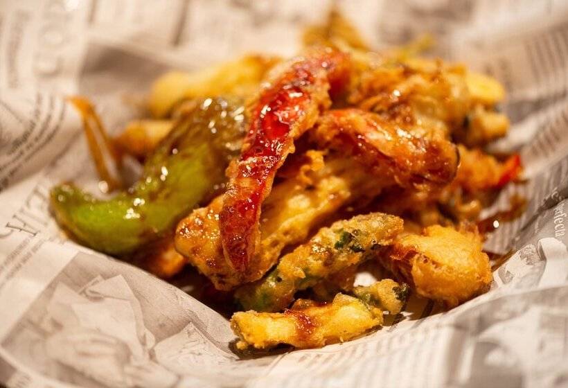 هتل Plaza Alaquas