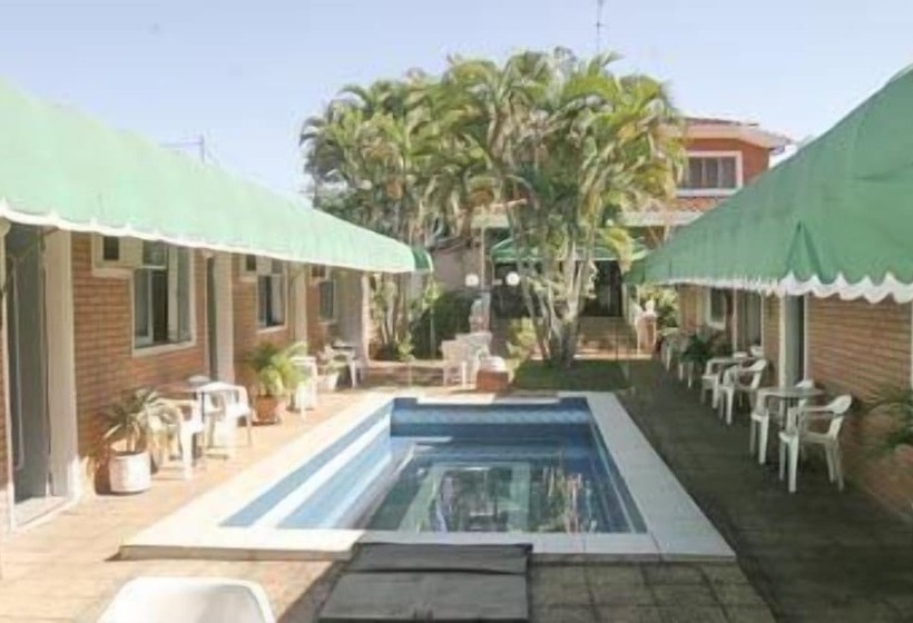 هتل Royal Gardens