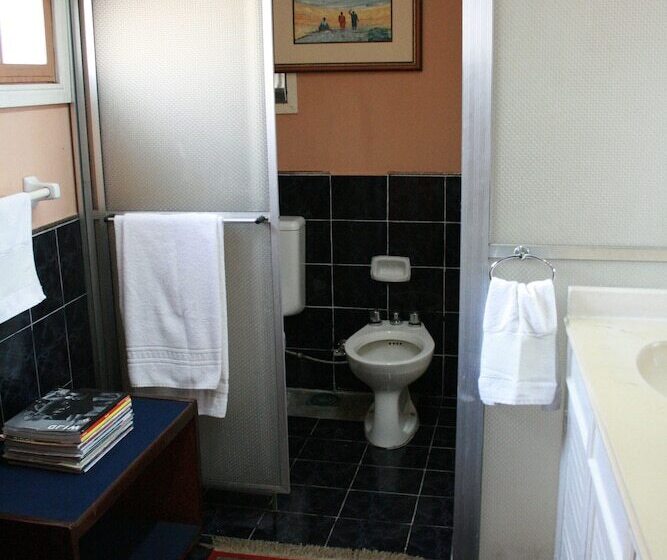 هتل Royal Gardens