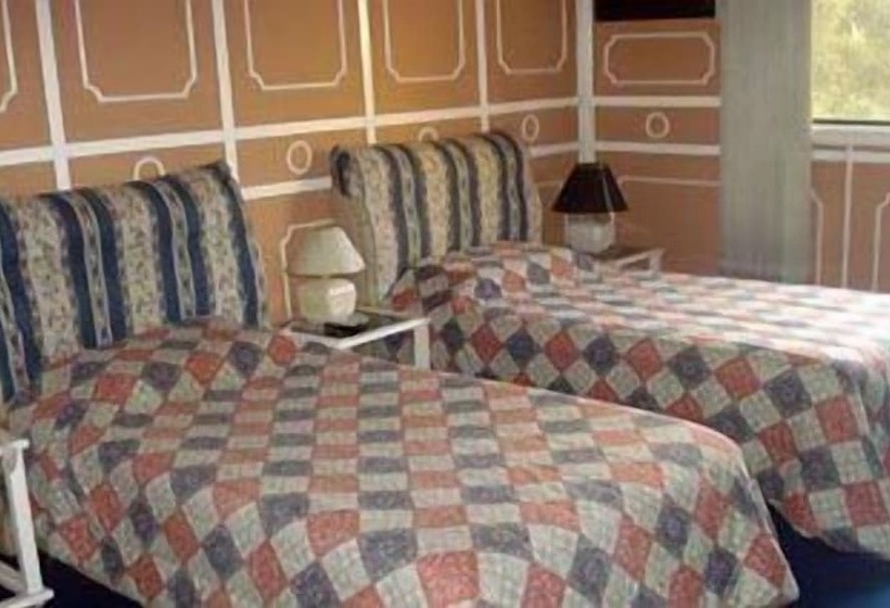 هتل Royal Gardens