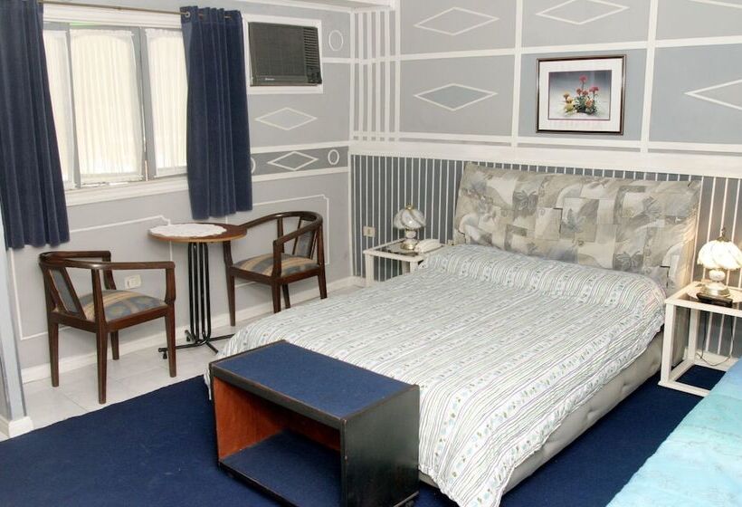 هتل Royal Gardens