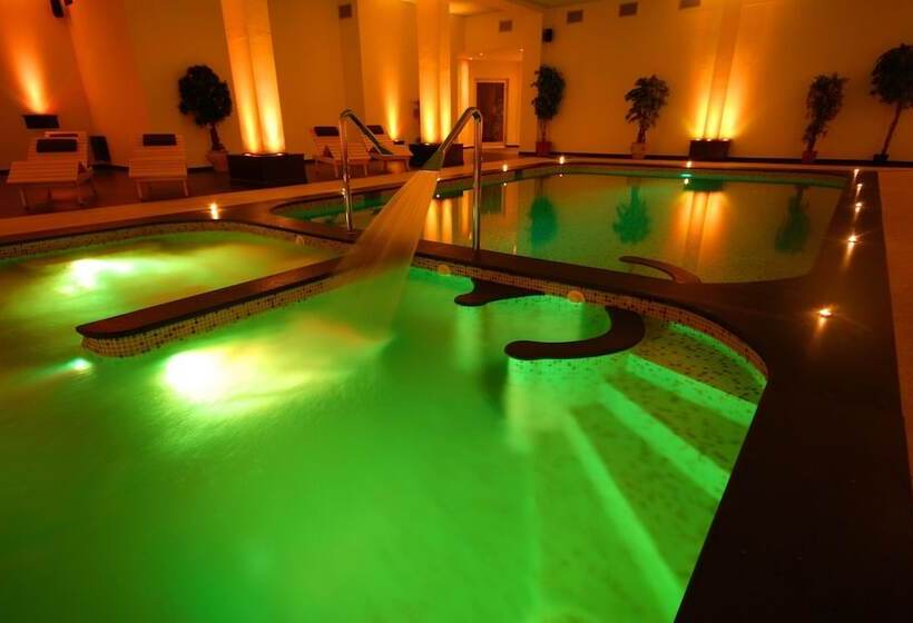 בית מלון כפרי Sa Rocca Sport E Resort