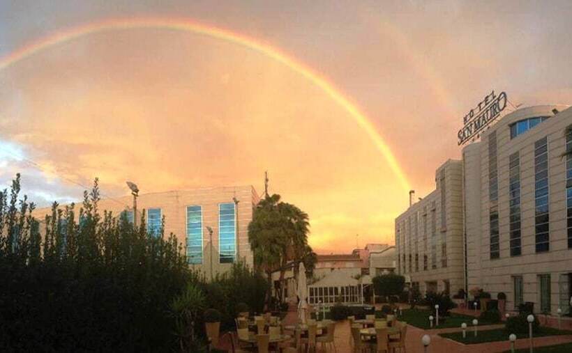 Отель San Mauro