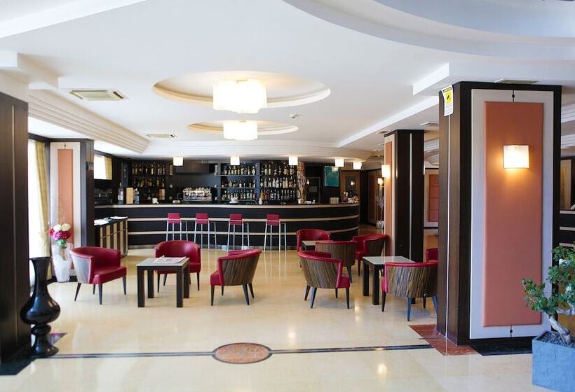 Отель San Mauro