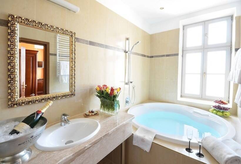 בית מלון כפרי Wolne Miasto Old Town Gdańsk