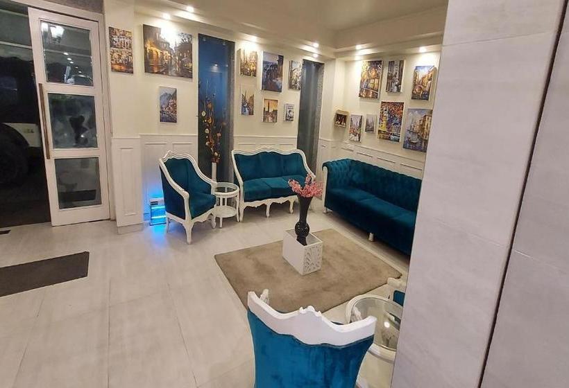 Hotel Magenta Jaipur