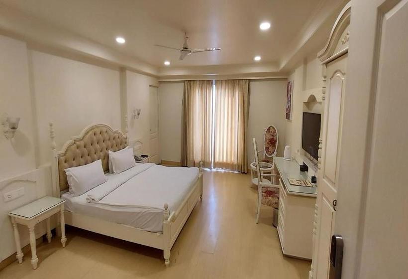 Hotel Magenta Jaipur