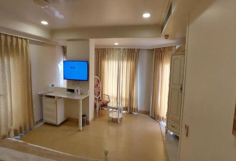 Hotel Magenta Jaipur