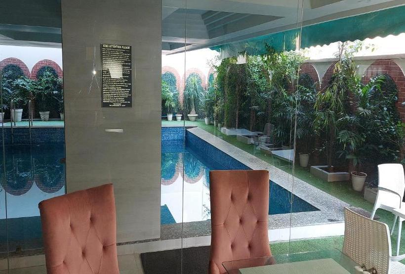 Hotel Magenta Jaipur