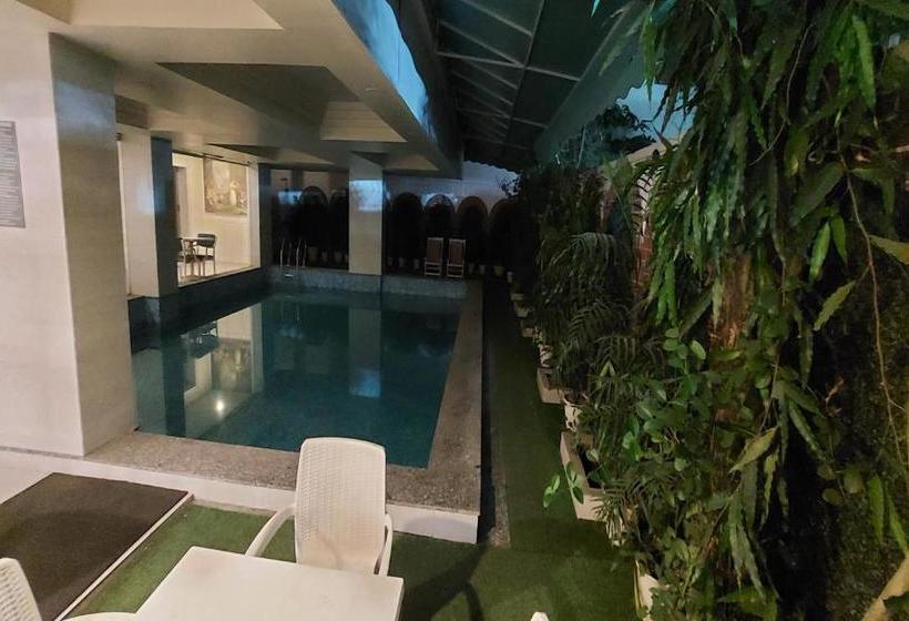 Hotel Magenta Jaipur