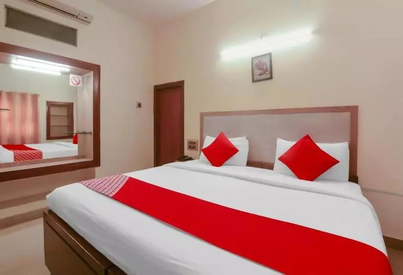 ホテル Oyo Flagship 32997  Kaveri Bed & Breakfast