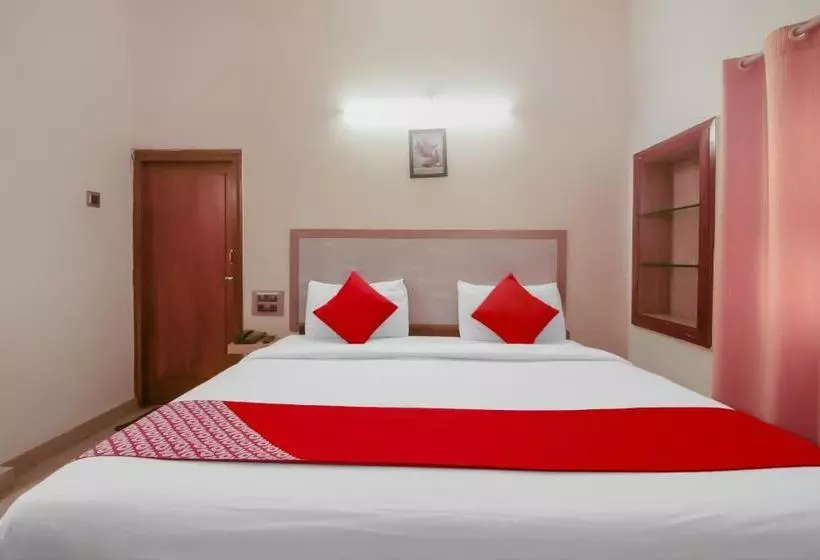 ホテル Oyo Flagship 32997  Kaveri Bed & Breakfast