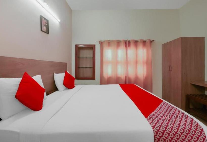 Hotel Oyo Flagship 32997  Kaveri Bed & Breakfast