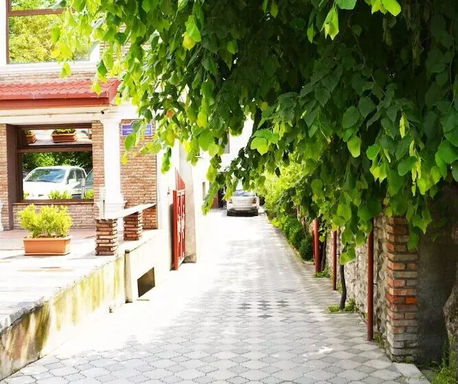 پانسیون Double Room In Kvareli, Georgia