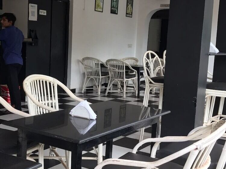 Hotel Emmanuel Beach Resort