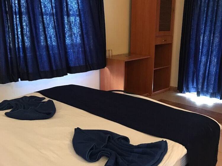 Hotel Emmanuel Beach Resort