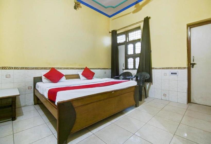 Hotel Oyo 77377 Raj Guest House