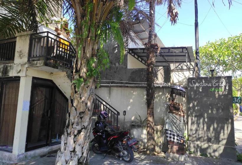 ホテル Oyo 90172 Santana Gody