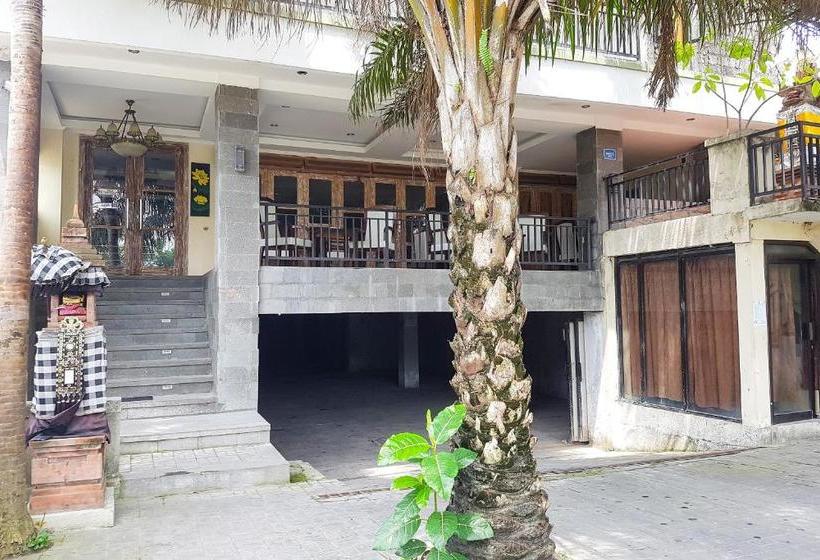 ホテル Oyo 90172 Santana Gody