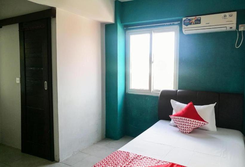 ホテル Oyo 90172 Santana Gody