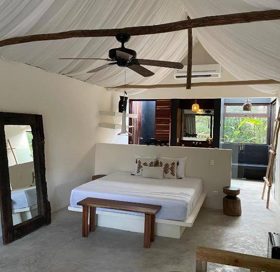 Hotel Roc Jungle Tulum