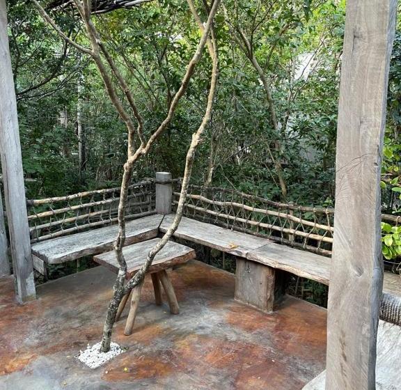 Hotel Roc Jungle Tulum