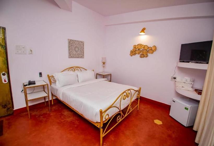 Singing Tree By Nirvana Hotels