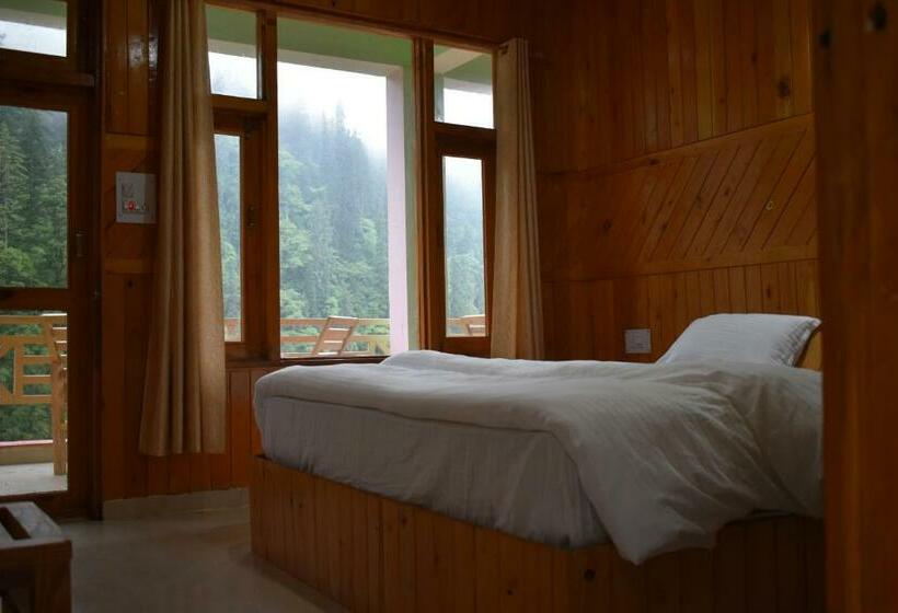 Hotel The Forest Pinnacle And Café, Jibhi