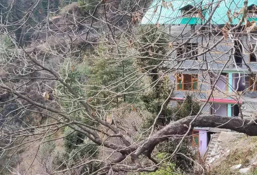 ホテル The Forest Pinnacle And Café, Jibhi