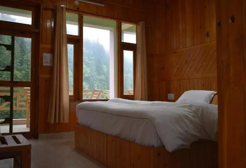 ホテル The Forest Pinnacle And Café, Jibhi
