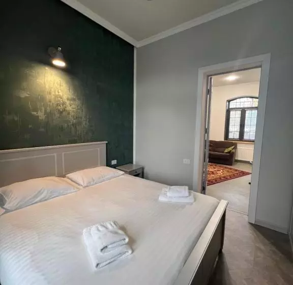 پانسیون Jinjotel Gyumri