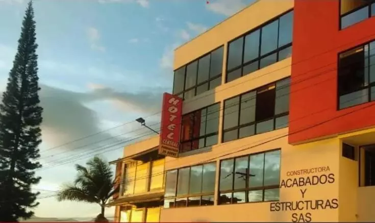 Hotelli Central Fusa